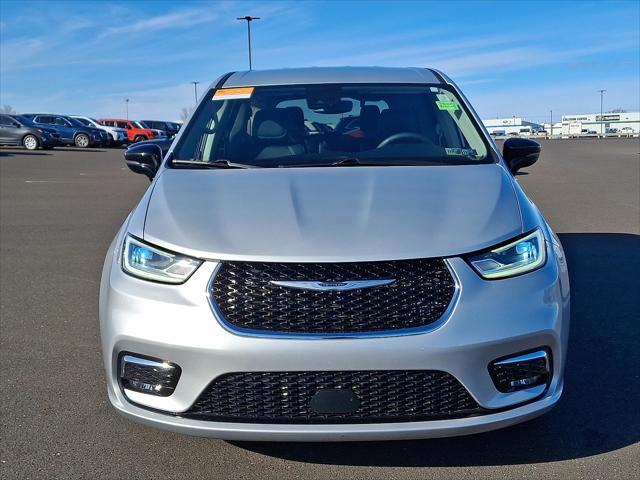 2024 Chrysler Pacifica Touring L 2024 Chrysler Pacifica Touring L