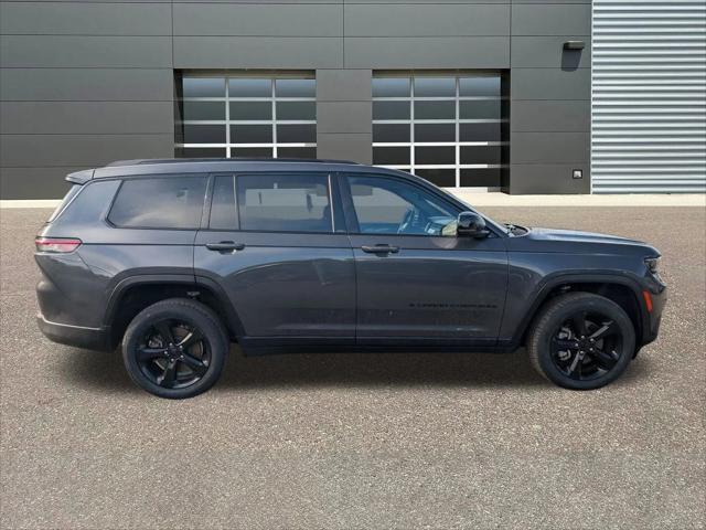 2022 Jeep Grand Cherokee L Altitude 4x4