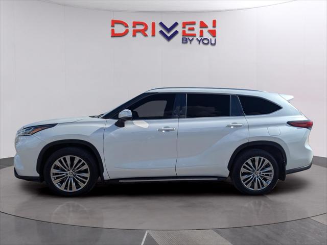 2022 Toyota Highlander Platinum 2022 Toyota Highlander Platinum