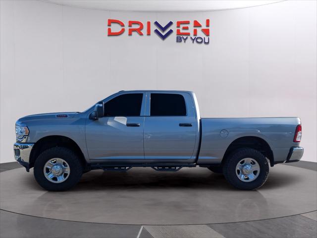 2024 RAM 2500 Tradesman Crew Cab 4x4 64 Box