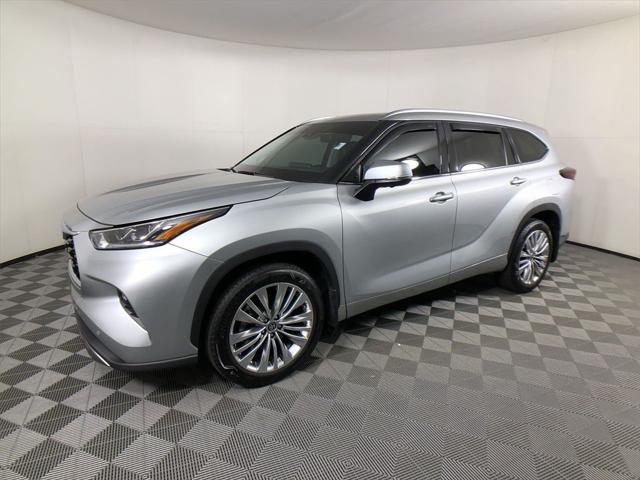 2024 Toyota Highlander Platinum