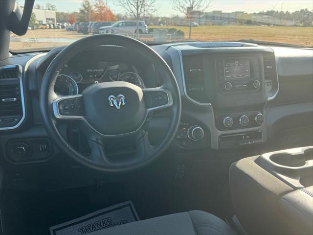 2024 RAM 1500 Big Horn Crew Cab 4x4 57 Box 2024 RAM 1500 Big Horn Crew Cab 4x4 57 Box