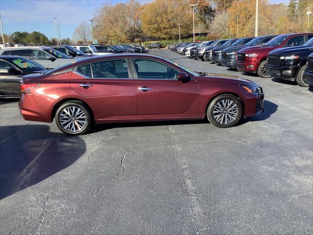 2023 Nissan Altima SV FWD