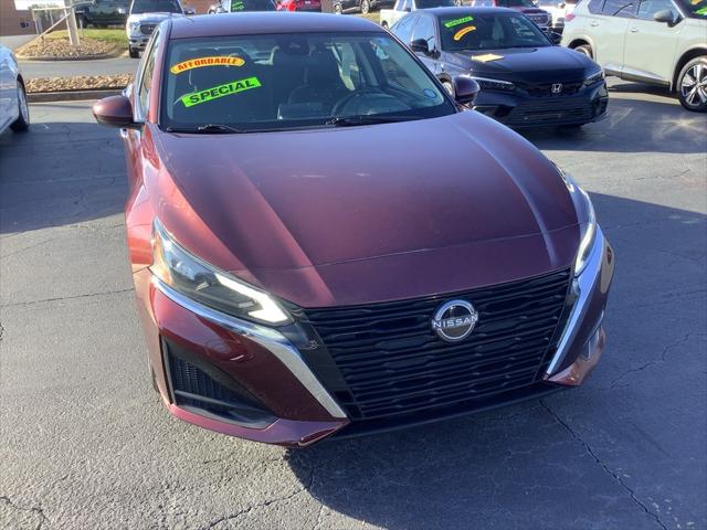 2023 Nissan Altima SV FWD