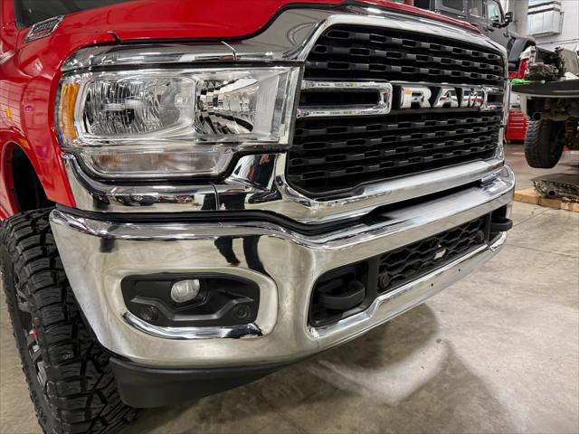 2024 RAM 2500 Big Horn Crew Cab 4x4 64 Box 2024 RAM 2500 Big Horn Crew Cab 4x4 64 Box