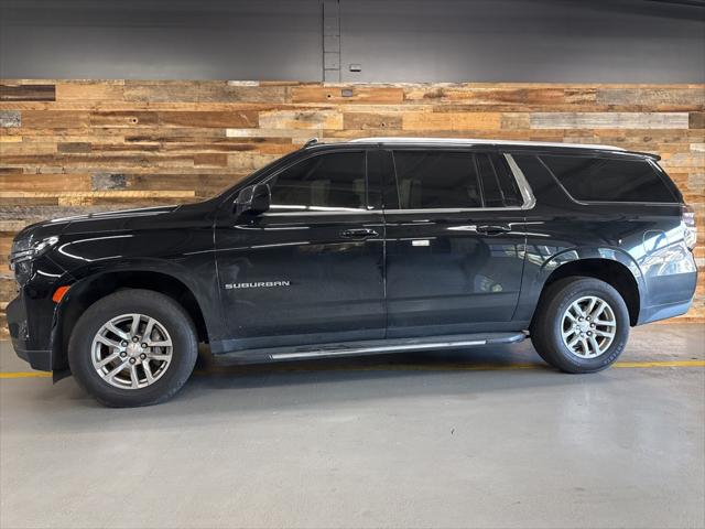 2022 Chevrolet Suburban 4WD LT