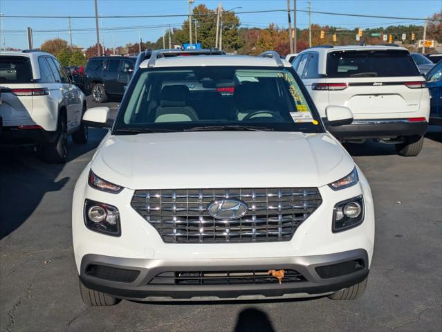 2024 Hyundai Venue SEL 2024 Hyundai Venue SEL