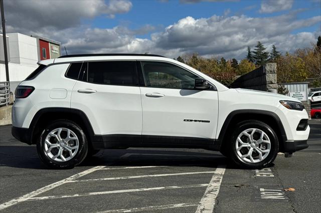 2024 Jeep Compass Latitude 4x4
