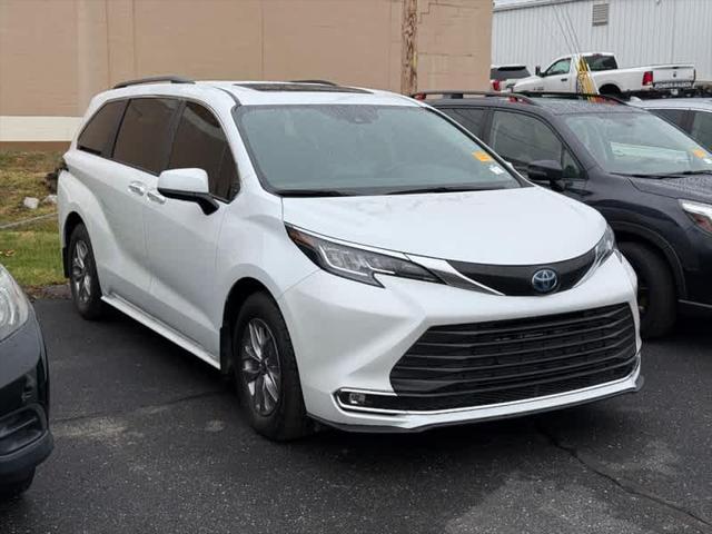 2023 Toyota Sienna XLE 2023 Toyota Sienna XLE