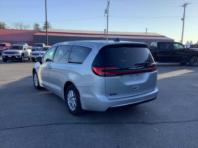 2024 Chrysler Pacifica Touring L 2024 Chrysler Pacifica Touring L