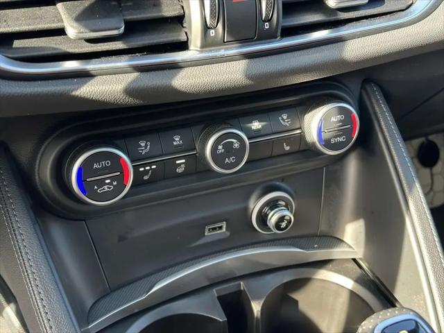 2025 Alfa Romeo Stelvio Sprint AWD