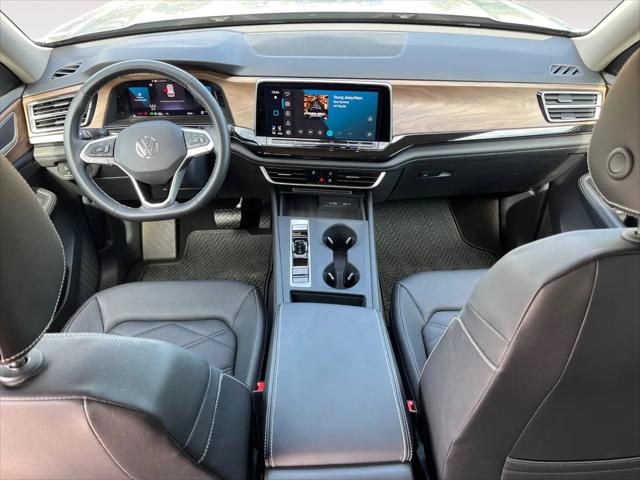 2025 Volkswagen Atlas 2.0T SE