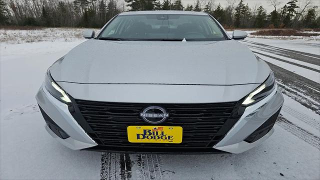 2025 Nissan Altima SL FWD