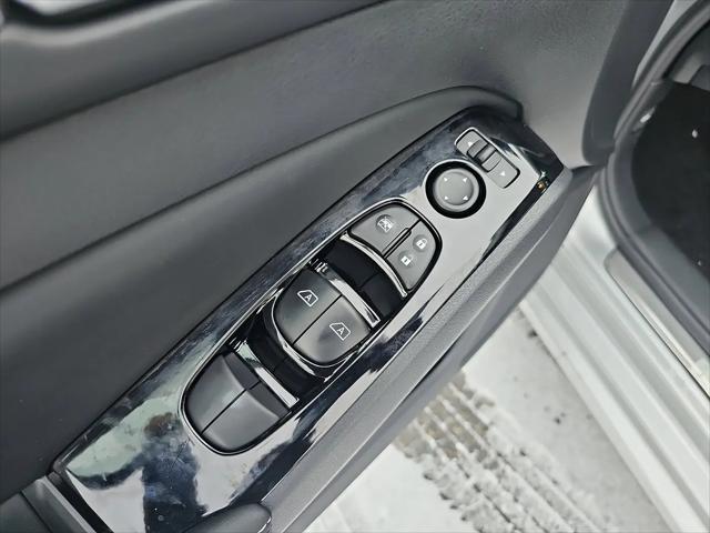 2025 Nissan Altima SL FWD