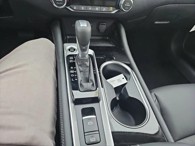 2025 Nissan Altima SL FWD