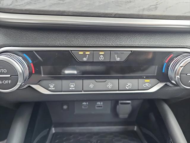 2025 Nissan Altima SL FWD