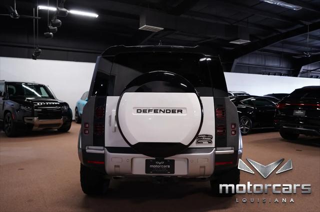 2022 Land Rover Defender 110 SE