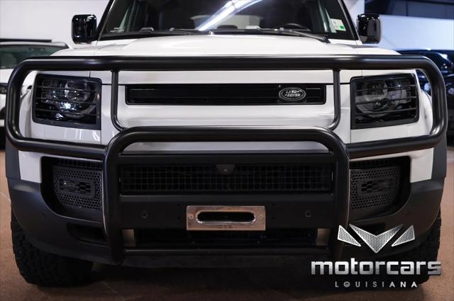 2022 Land Rover Defender 110 SE