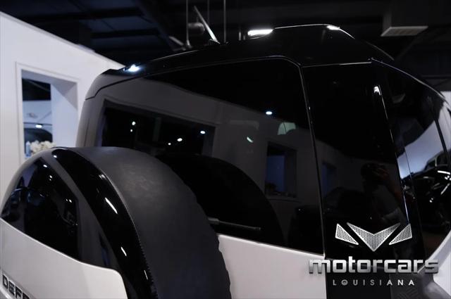 2022 Land Rover Defender 110 SE