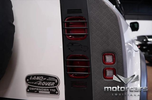 2022 Land Rover Defender 110 SE