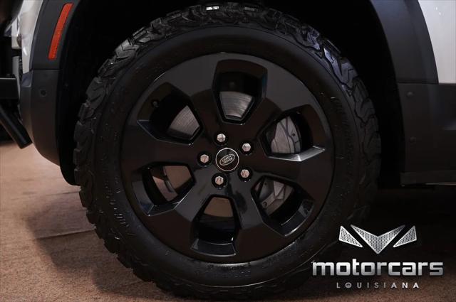 2022 Land Rover Defender 110 SE