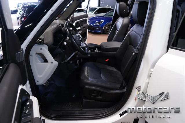 2022 Land Rover Defender 110 SE