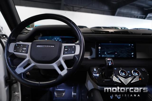 2022 Land Rover Defender 110 SE