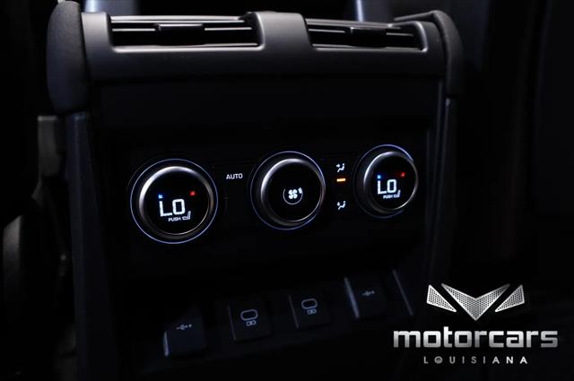 2022 Land Rover Defender 110 SE