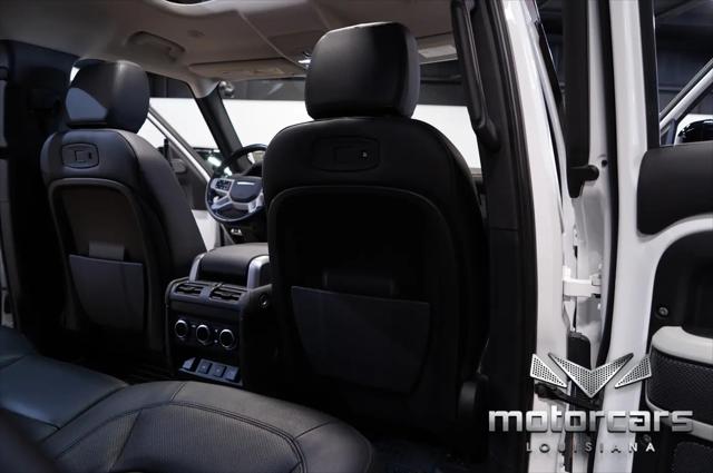 2022 Land Rover Defender 110 SE