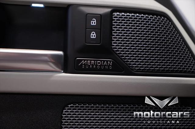 2022 Land Rover Defender 110 SE