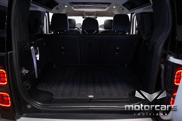 2022 Land Rover Defender 110 SE