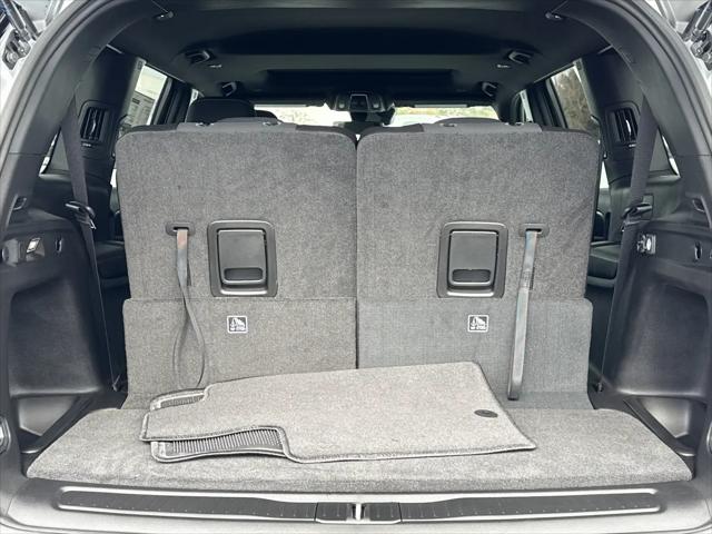 2025 Jeep Grand Cherokee L Laredo X 4x2
