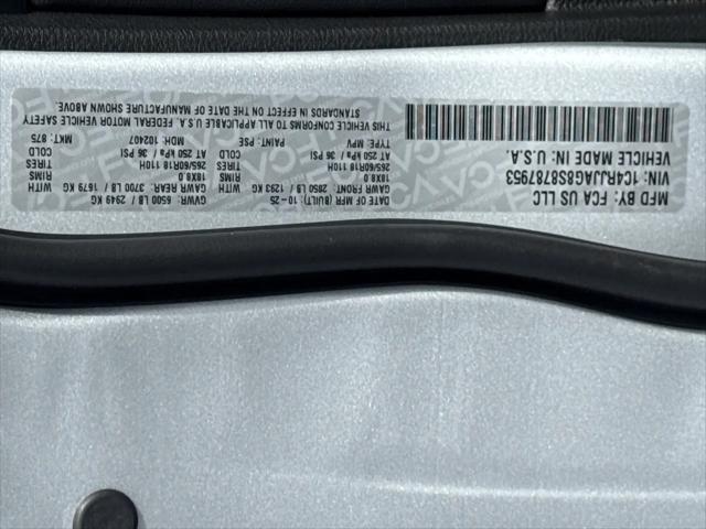 2025 Jeep Grand Cherokee L Laredo X 4x2