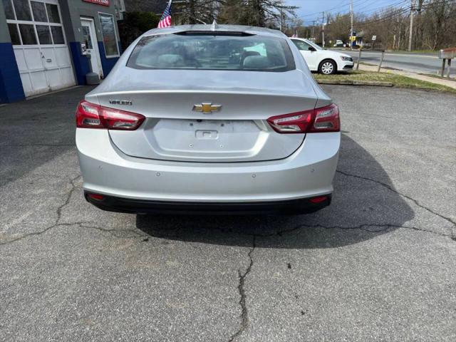 2021 Chevrolet Malibu FWD LT