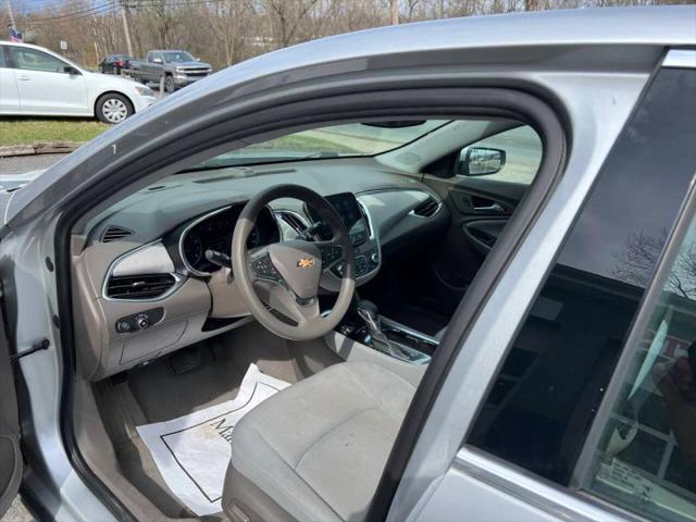 2021 Chevrolet Malibu FWD LT