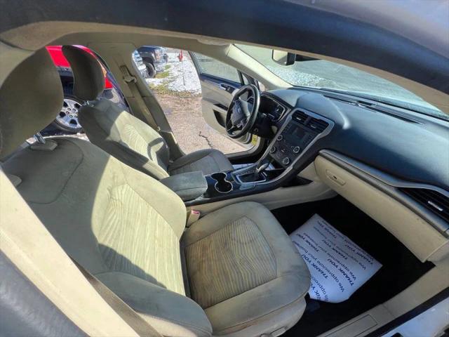 2016 Ford Fusion SE