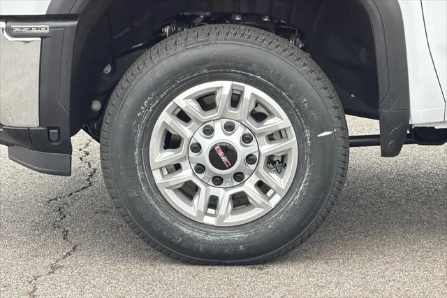 2026 GMC Sierra 2500HD Double Cab, Standard Bed, SLE, RWD