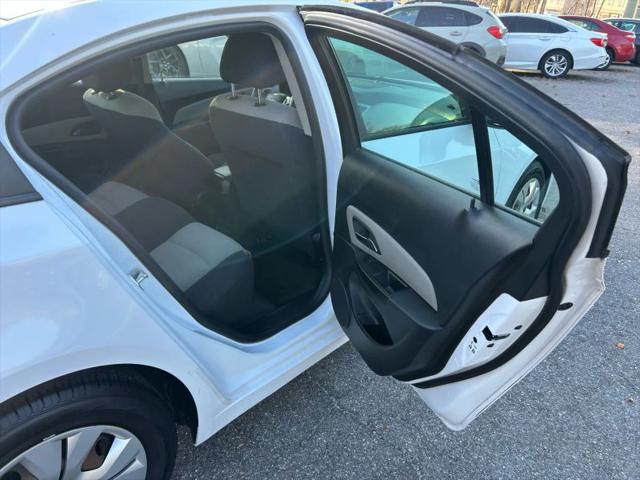 2016 Chevrolet Cruze Limited LS Auto