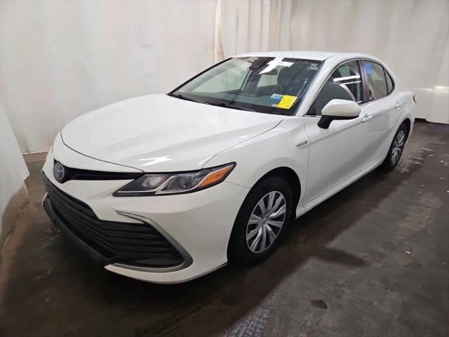 2021 Toyota Camry LE Hybrid for sale near Fairfield, OH