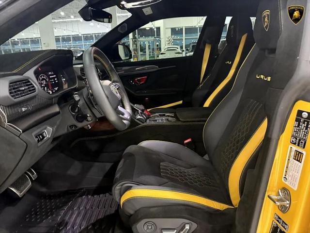 2024 Lamborghini Urus Performante