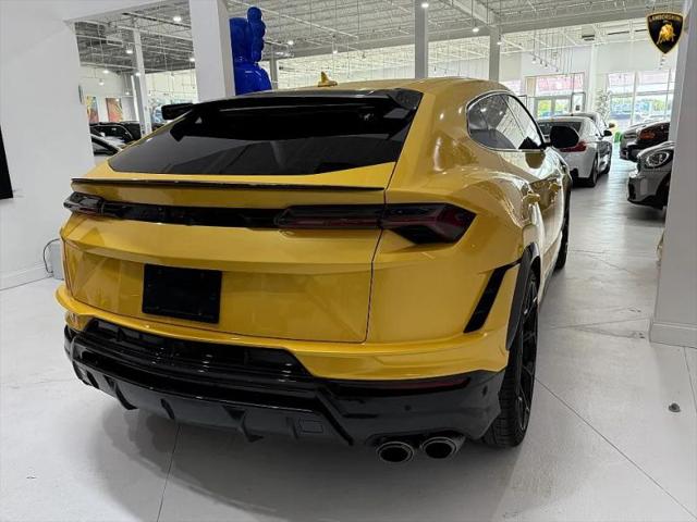 2024 Lamborghini Urus Performante