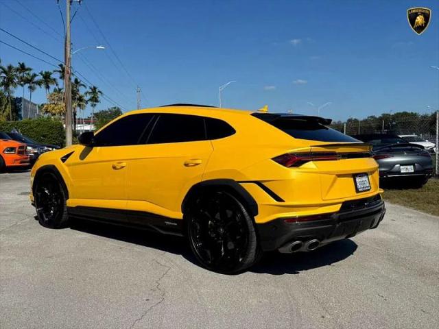 2024 Lamborghini Urus Performante