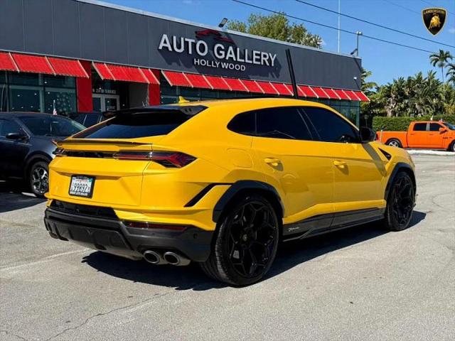 2024 Lamborghini Urus Performante