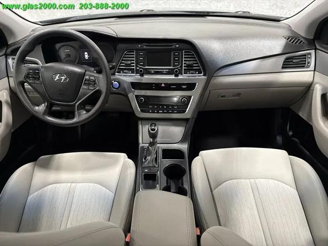 2016 Hyundai Sonata Hybrid SE