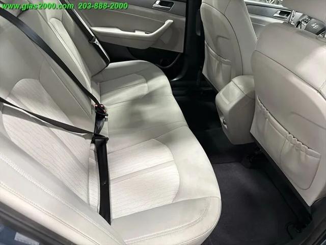 2016 Hyundai Sonata Hybrid SE