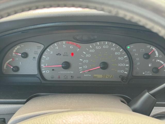 2004 Toyota Sequoia Limited V8