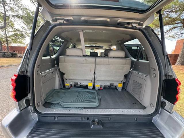 2004 Toyota Sequoia Limited V8
