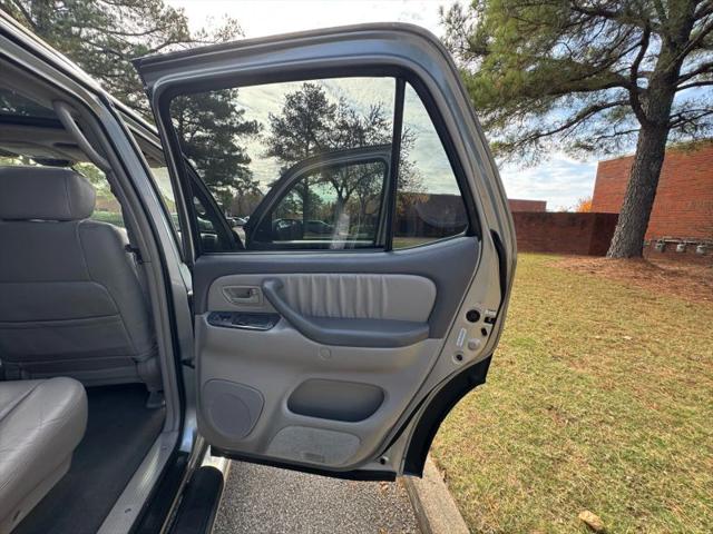 2004 Toyota Sequoia Limited V8