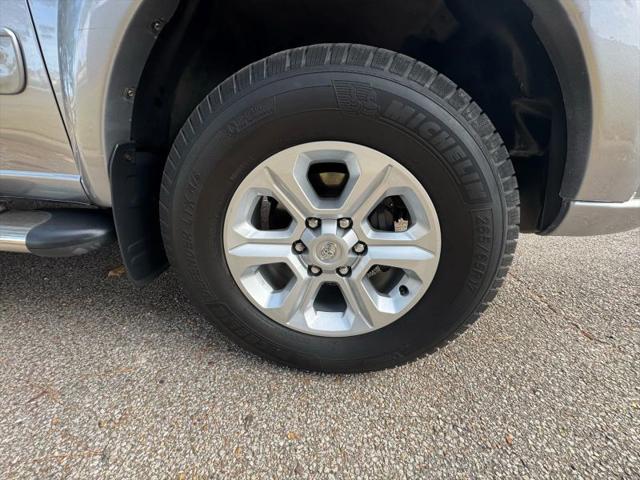 2004 Toyota Sequoia Limited V8