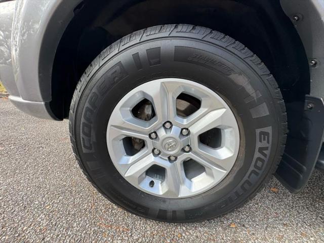 2004 Toyota Sequoia Limited V8